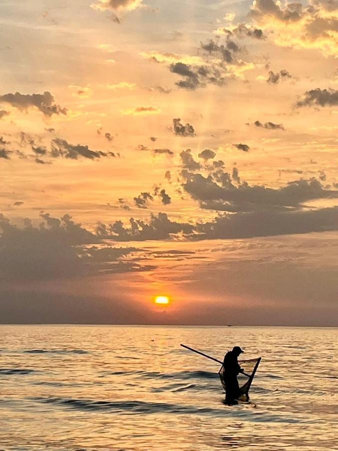 Plage A 50M Appartement Reves Etoiles Villa Les Bains De Mers Bagian luar foto